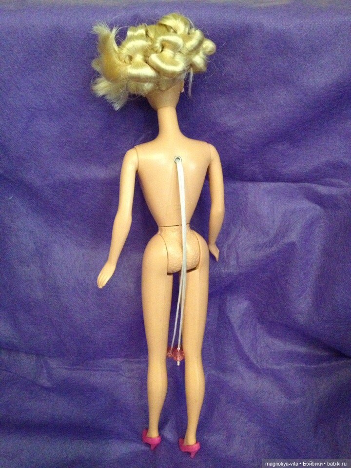 Необычная кукла Барби с эффектом скручивания волос (фото 2)