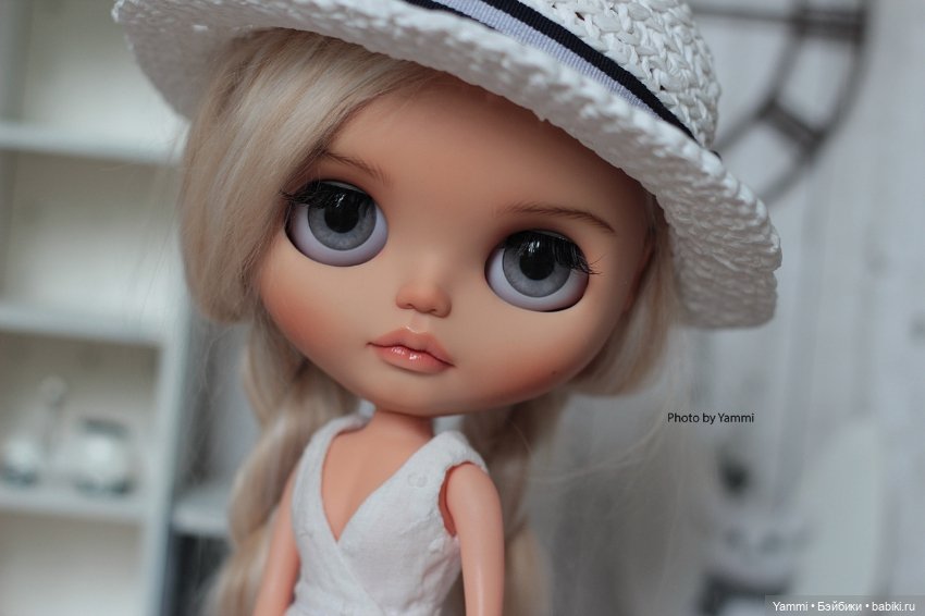 Пополнение в семье - новая куколка Блайз