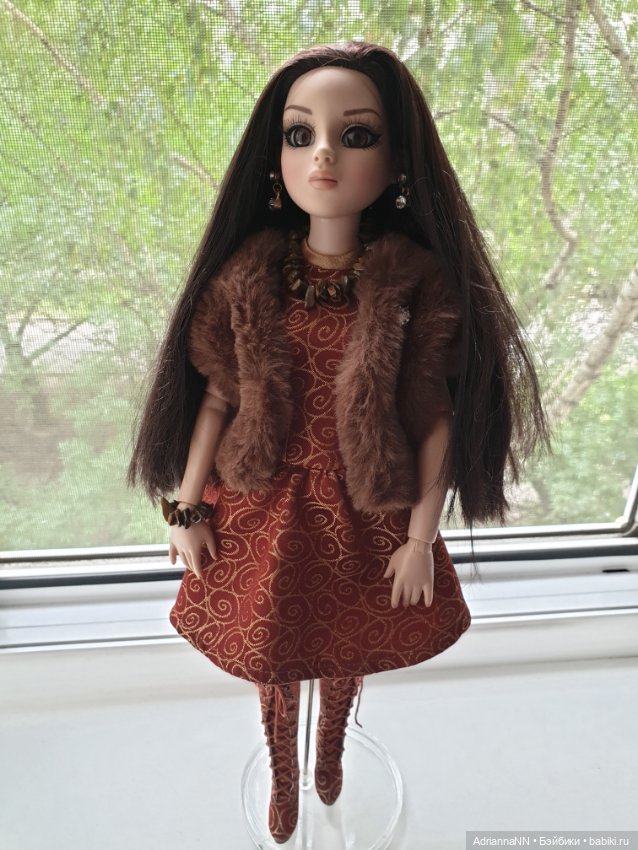 Кареглазая красотка — Фэшн