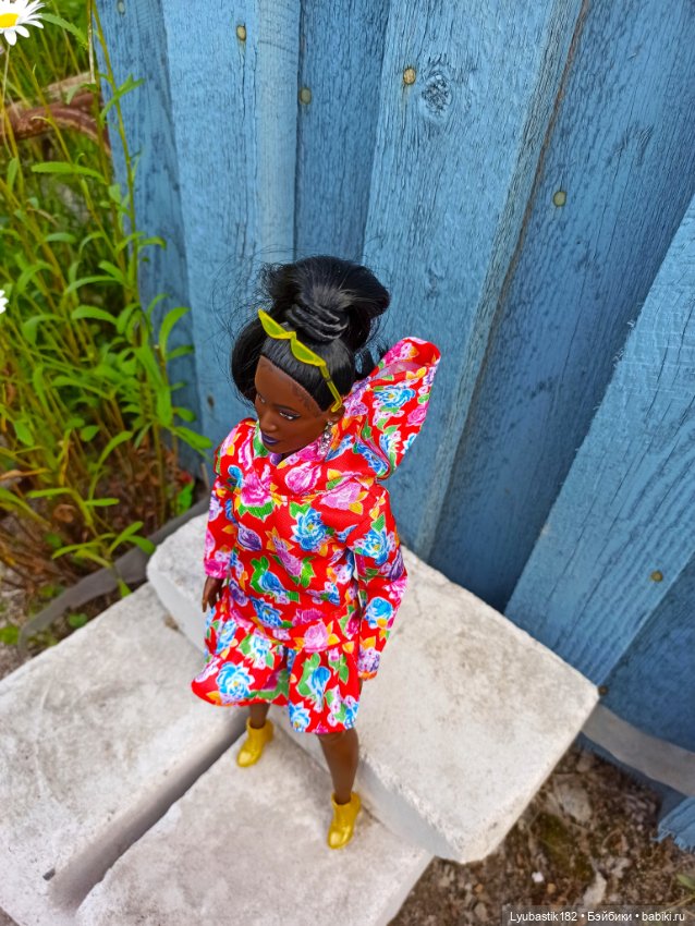 Пайпер — Куклы Barbie (Барби): Looks (фото 2)