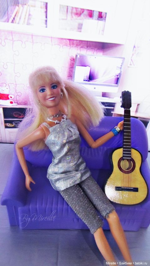 Hannah Montana Fashion Moves Collection Dancing Doll (2009) (фото 7)