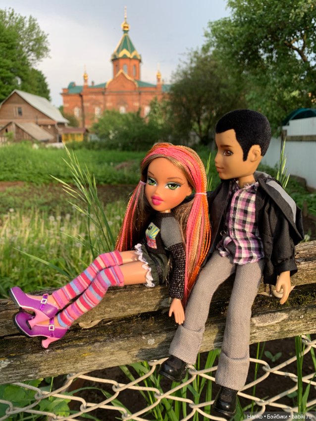 Куклы Братц. Лето. Прогулка