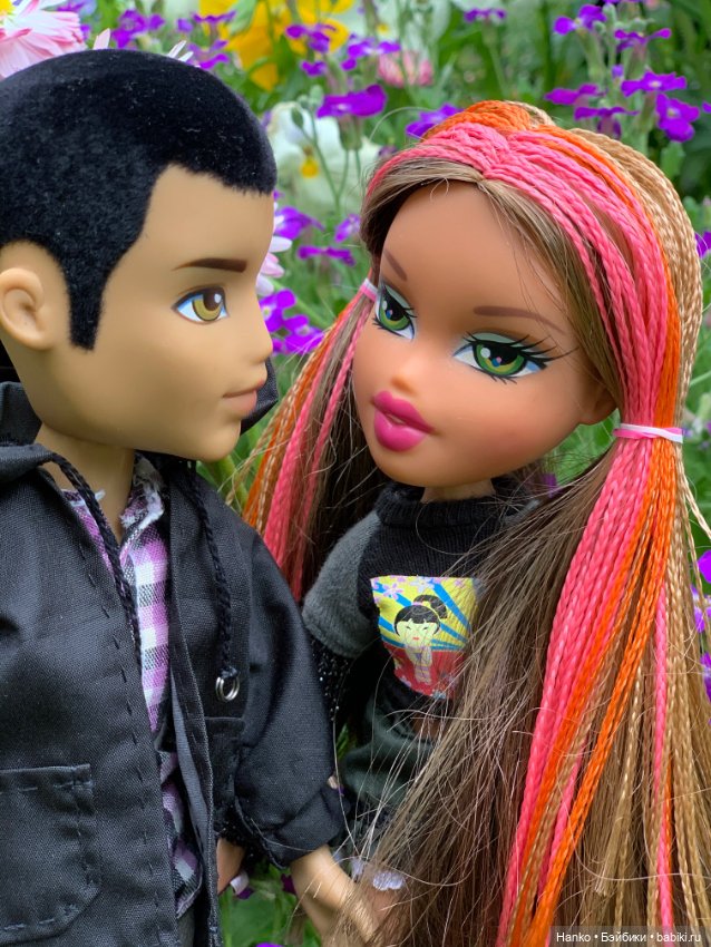 Куклы Братц. Лето. Прогулка