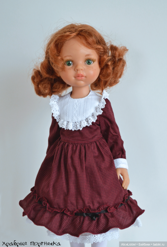 Множество нарядов для очень разных кукол