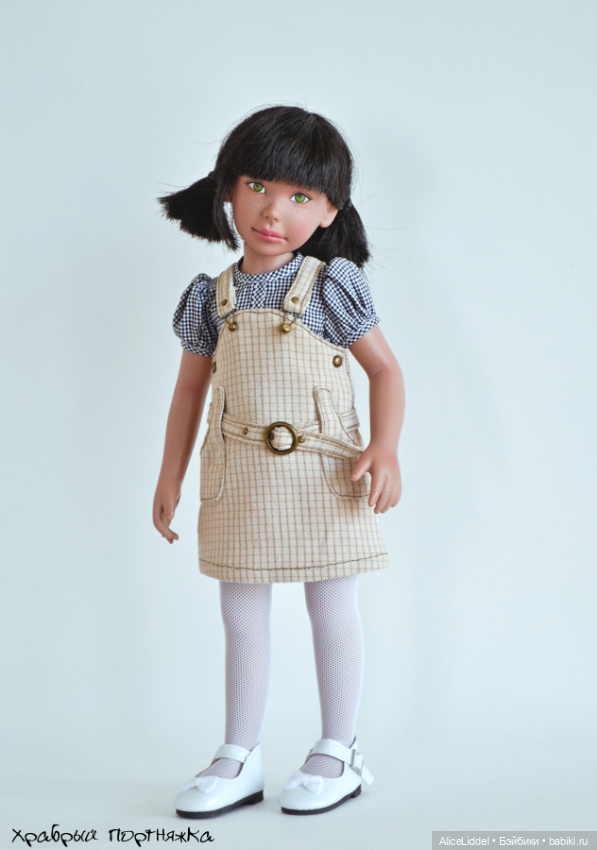 Множество нарядов для очень разных кукол (фото 5)