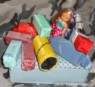 Диванчики для Настеньки — Мебель для кукол и домиков: фото