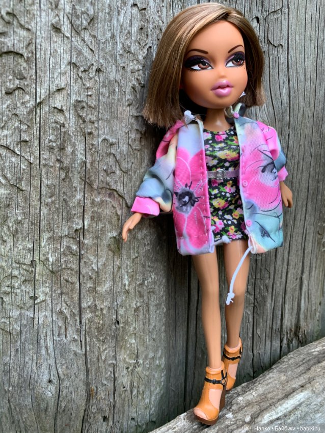 Пара Братц. Лето. Прогулка (фото 10)