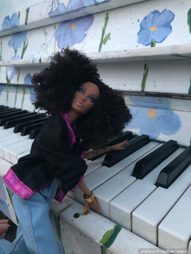 Нишель на фоне проекта Art Piano