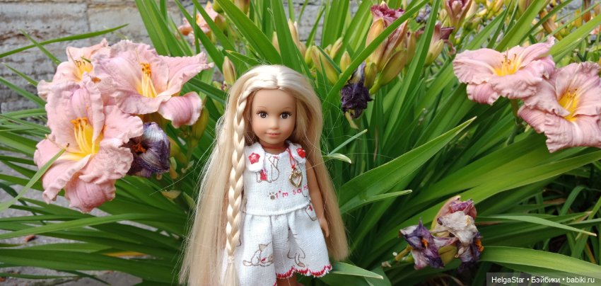 Прогулка Лусианы и Джулии в Ботаническом саду Петербурга