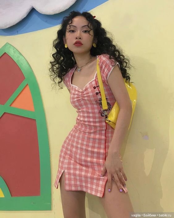 Летнее платье для стройняшек