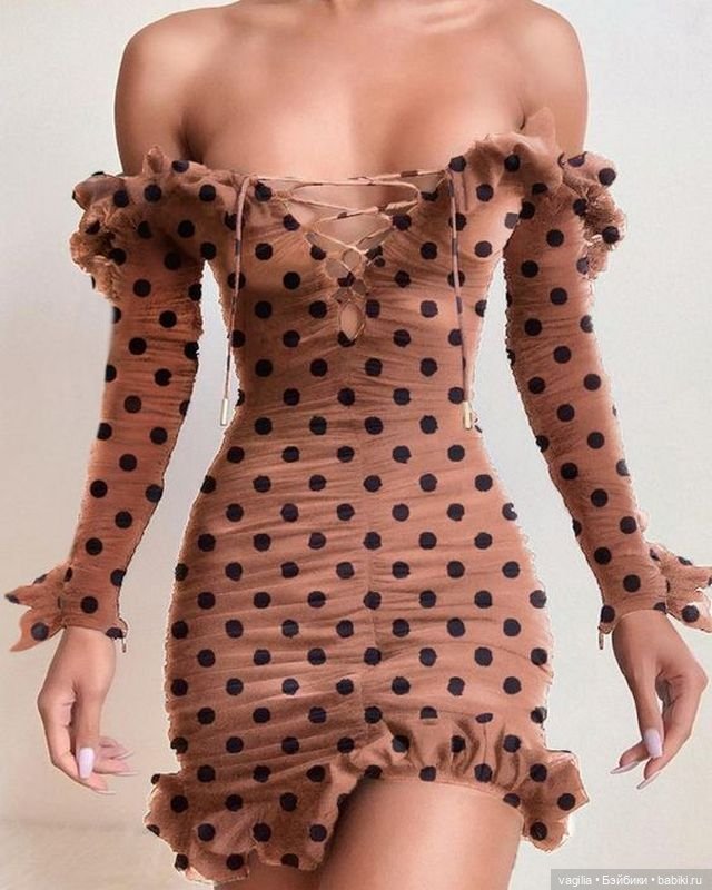 Летнее платье для стройняшек