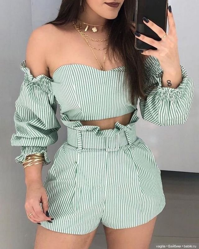 Летнее платье для стройняшек