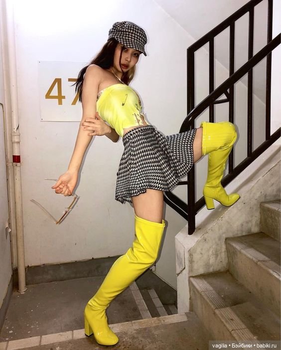 Летнее платье для стройняшек