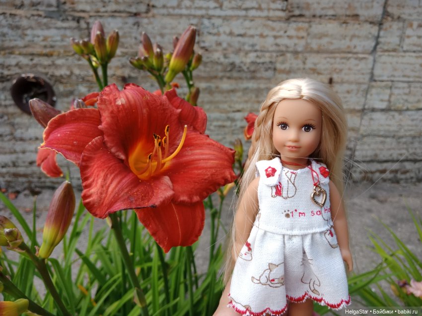 Прогулка Лусианы и Джулии в Ботаническом саду Петербурга