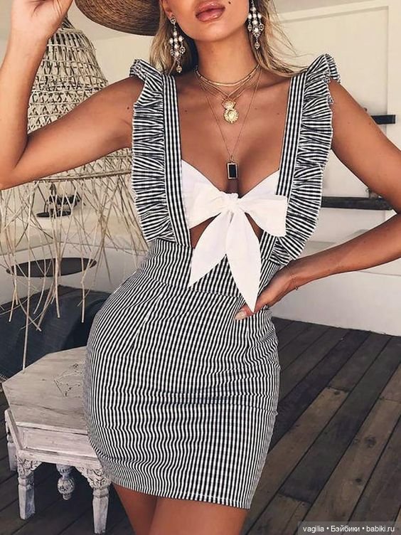 Летнее платье для стройняшек