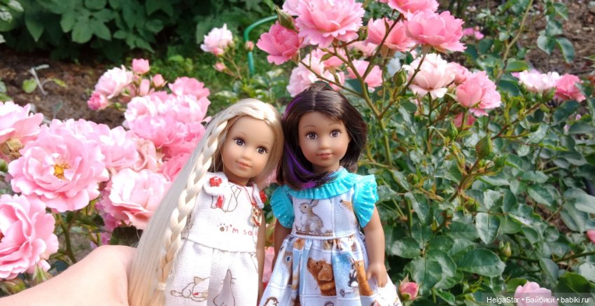 Прогулка Лусианы и Джулии в Ботаническом саду Петербурга