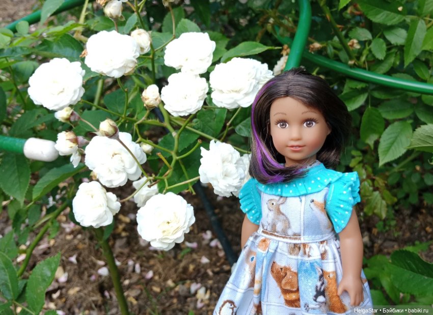 Прогулка Лусианы и Джулии в Ботаническом саду Петербурга