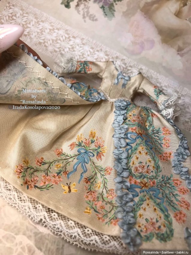 Наряды 18 века в миниатюре 1:12