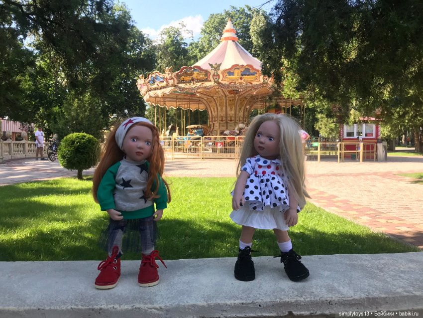 Как близняшки шалить ходили