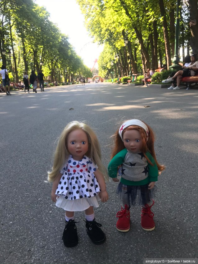 Как близняшки шалить ходили