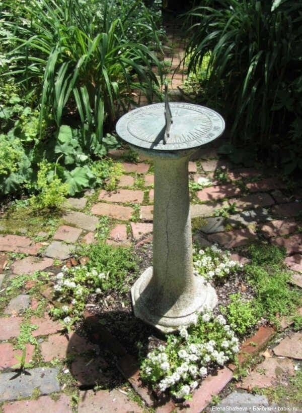 СОЛНЕЧНЫЕ ЧАСЫ в ландшафтном дизайне (фото 3)