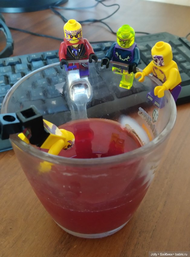 Карманные байкеры, банда и компот (фото 3)