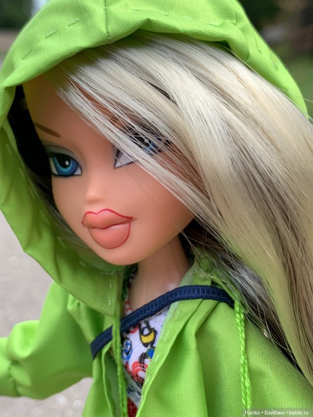 Братц. Скейтбордистка и К. Фото