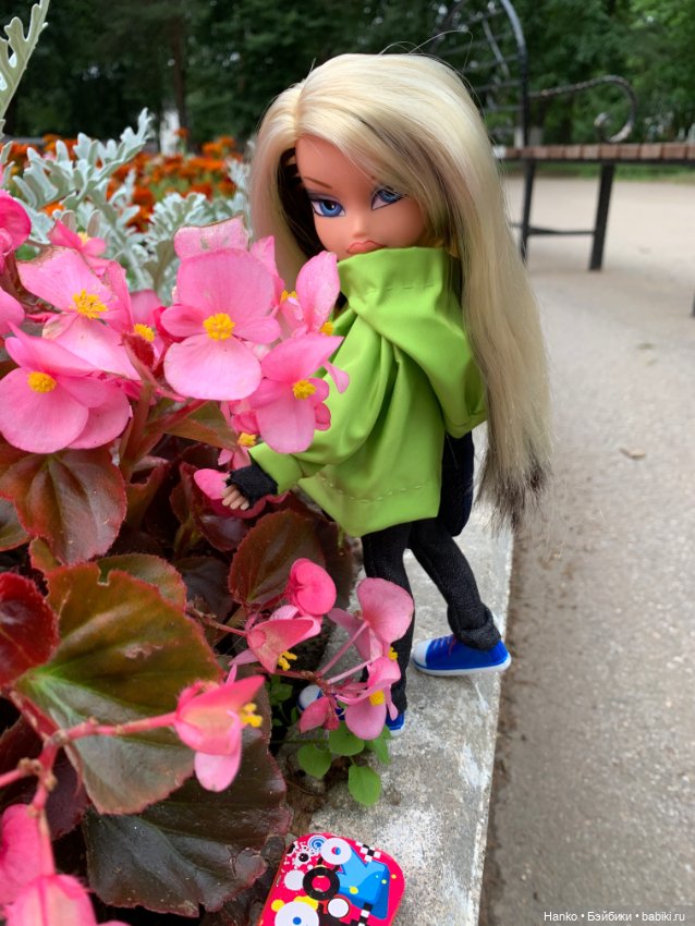 Братц. Скейтбордистка и К. Фото (фото 6)