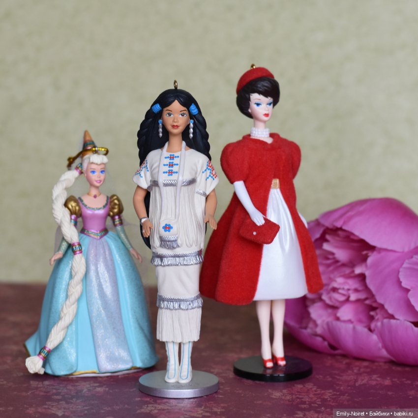 Три красотки от Hallmark — Фарфоровые статуэтки и фигурки: винтаж (фото 5)