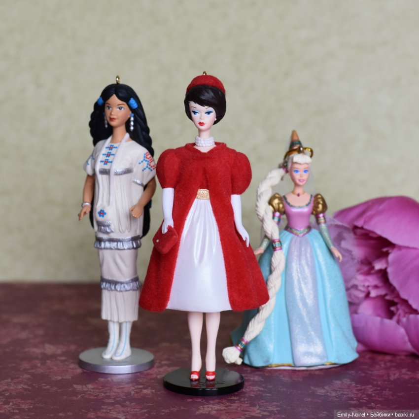 Три красотки от Hallmark — Фарфоровые статуэтки и фигурки: винтаж (фото 7)