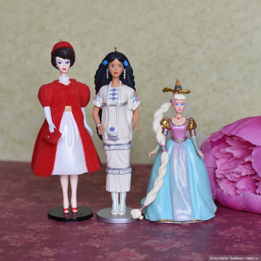 Три красотки от Hallmark — Фарфоровые статуэтки и фигурки: винтаж