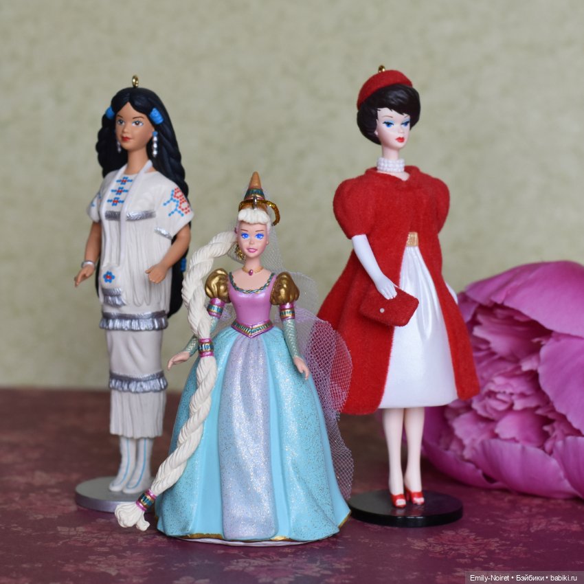 Три красотки от Hallmark — Фарфоровые статуэтки и фигурки: винтаж (фото 6)