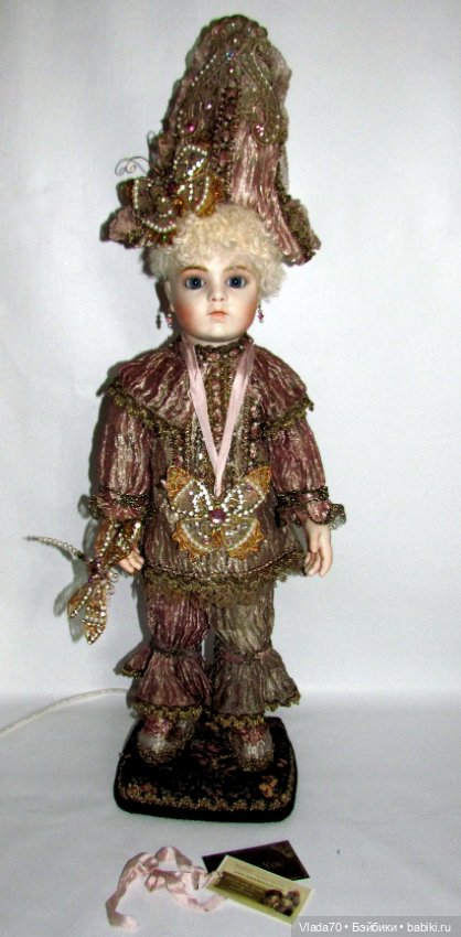 Пьем валерианку, если мы поклонники антикварных кукол