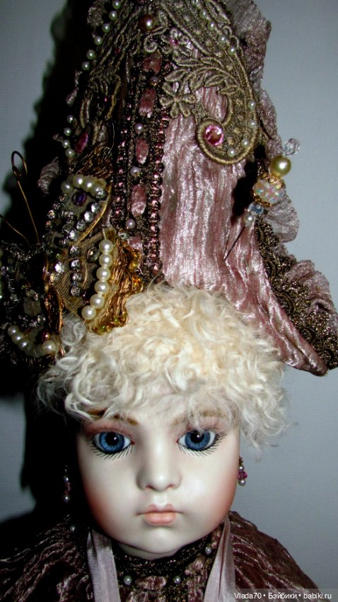 Пьем валерианку, если мы поклонники антикварных кукол