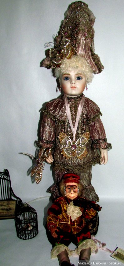 Пьем валерианку, если мы поклонники антикварных кукол