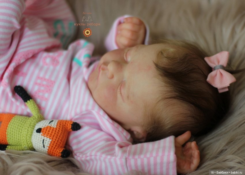 Нарядная малышка из молда Sam