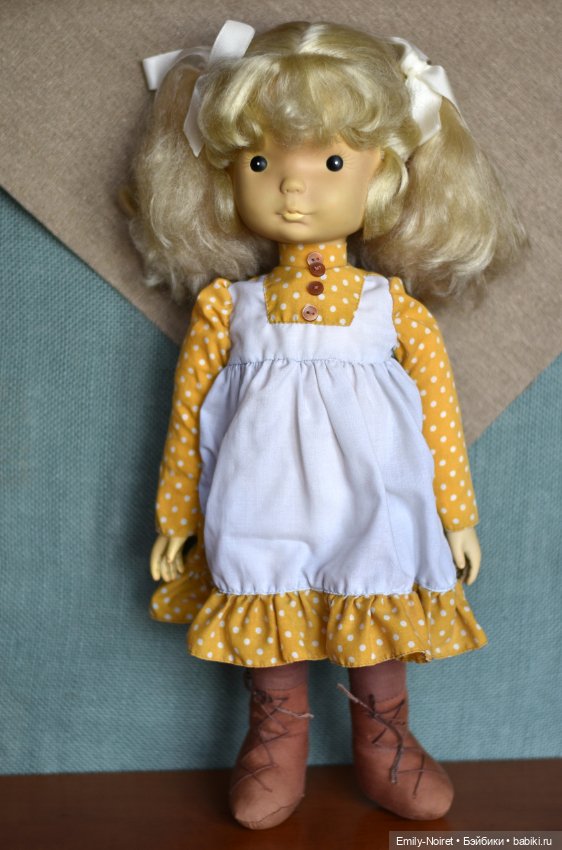 Девочка с картин Сары Кей