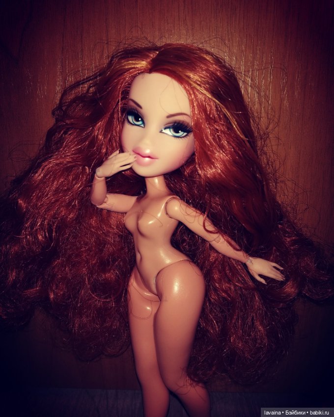 Симпатичная рыжая Меган на новом шикарном теле (фото 2)