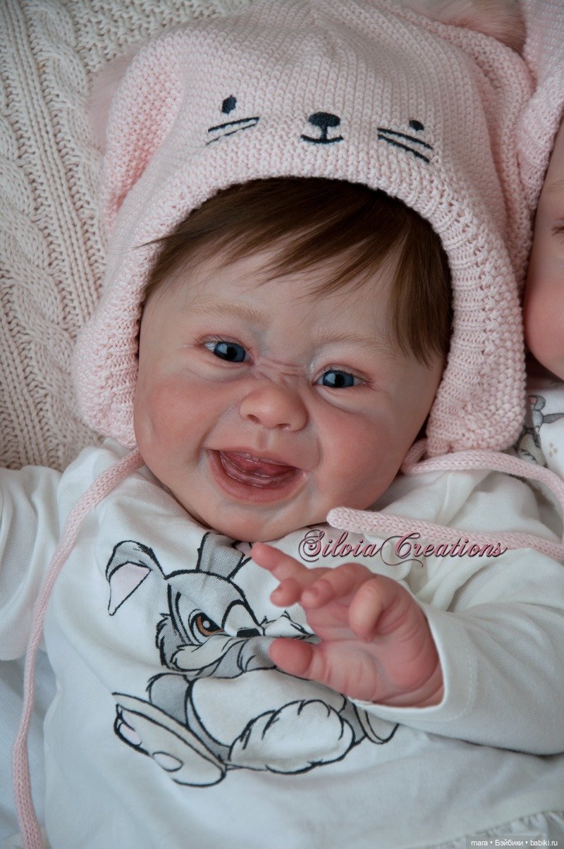 Lennox скульптора Andrea Arcello, автор прототипа Silvia Ezquerra