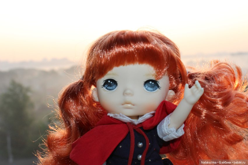 Воскресное утро в большом городе. Кукла "Красная шапочка" 20 см от Хiaomi Monst doll (фото 8)