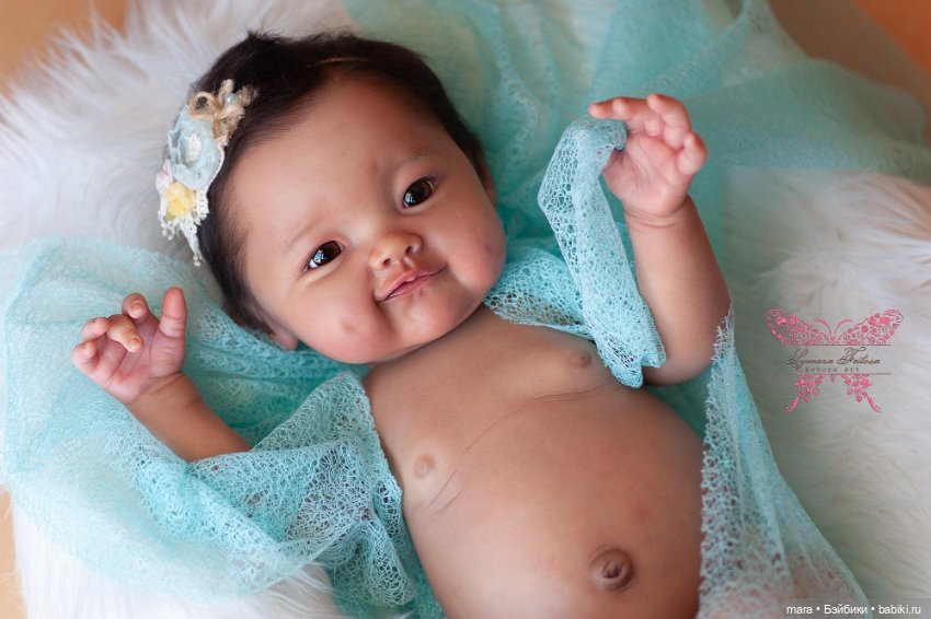 Naomi скульптора Ping Lau, автор прототипа Symara Feitosa