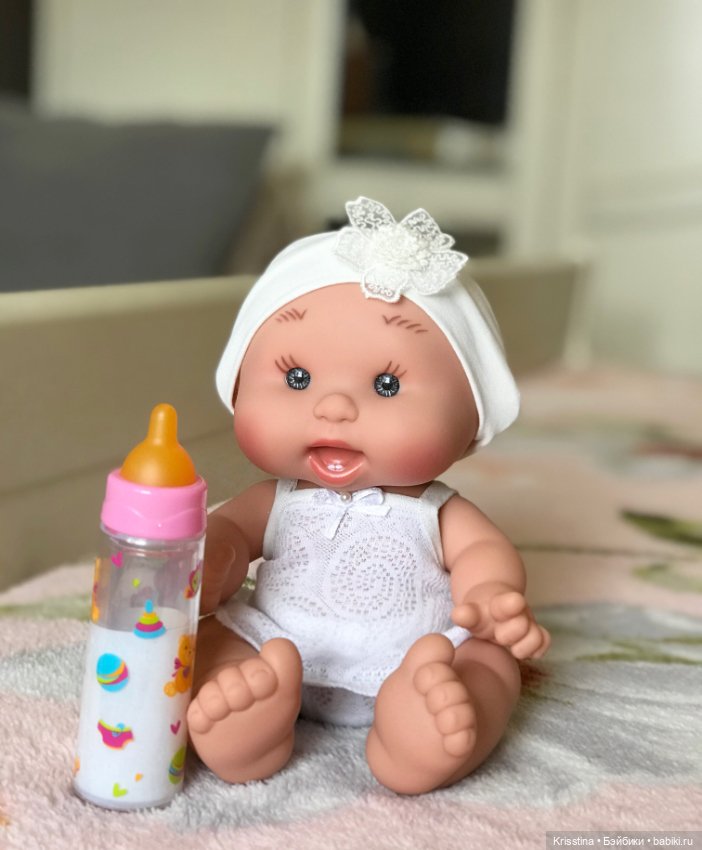 Любимки — Куклы Nines d'Onil (Нинес): Миа (Mia) (фото 10)