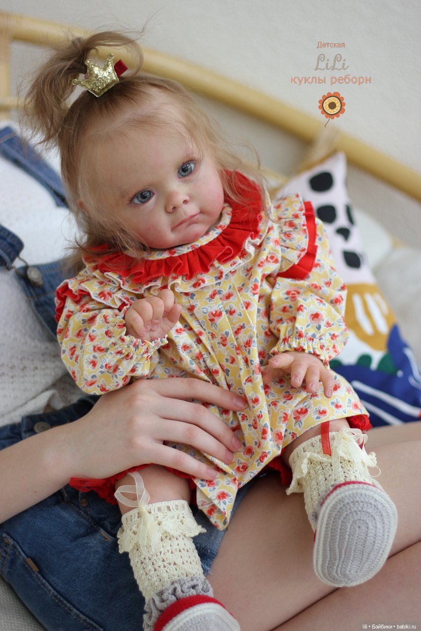 Малышка Мегги в красивом наряде (фото 7)