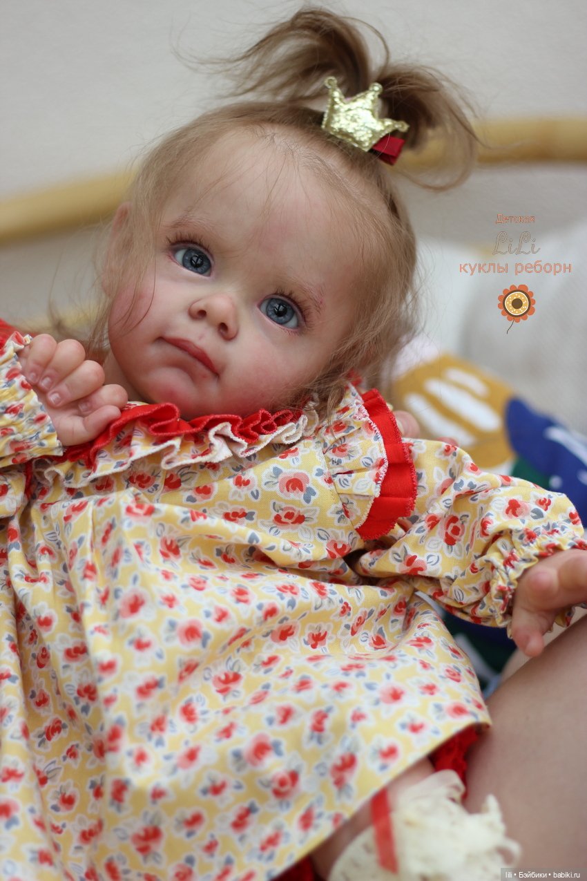 Малышка Мегги в красивом наряде (фото 8)