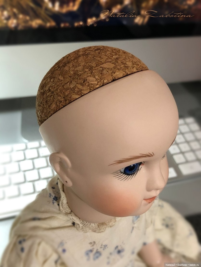 Пейт из пробки под парик — Реставрация антикварных кукол: ремонт фарфора