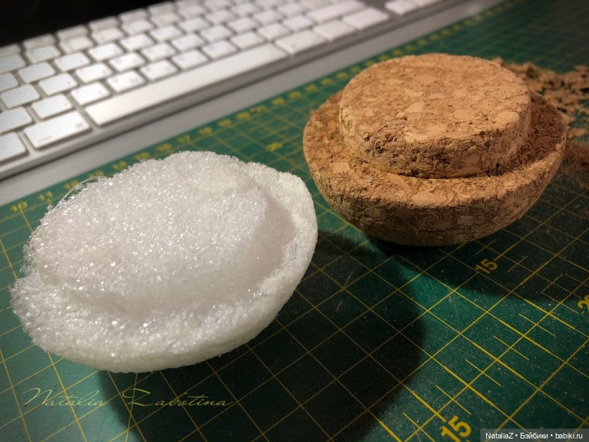 Пейт из пробки под парик — Реставрация антикварных кукол: ремонт фарфора