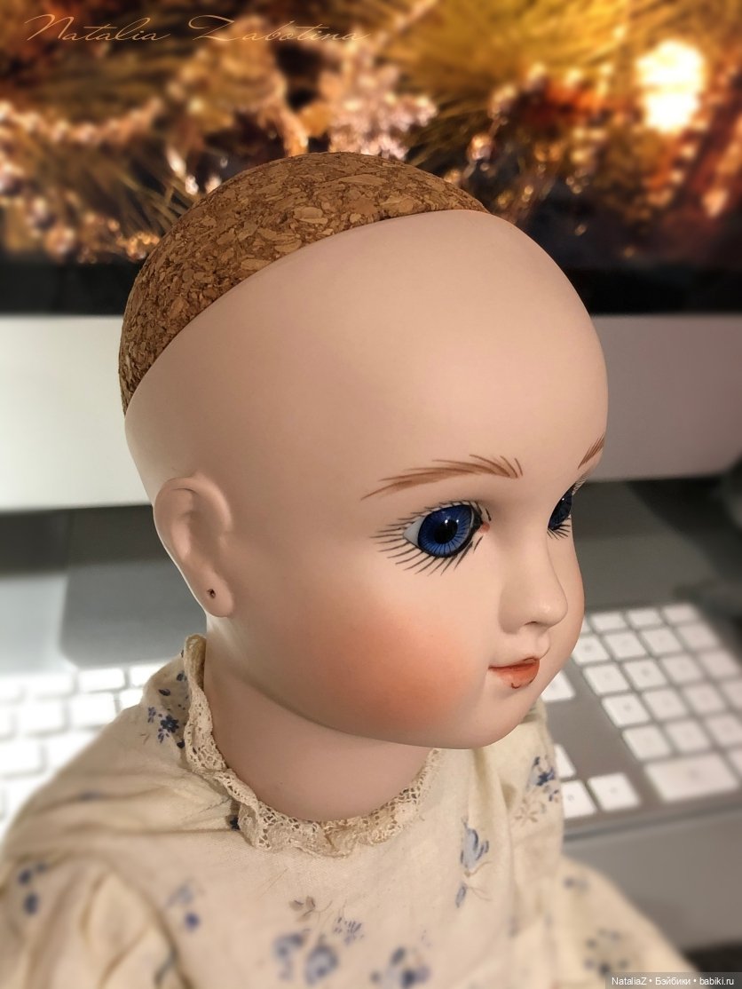 Пейт из пробки под парик — Реставрация антикварных кукол: ремонт фарфора