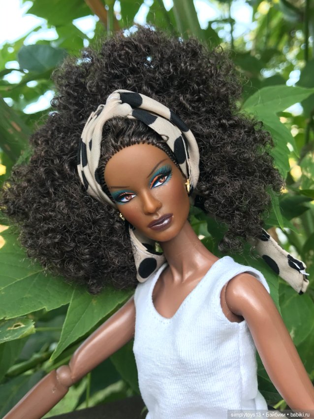 Экзотическая "птичка" в средних широтах