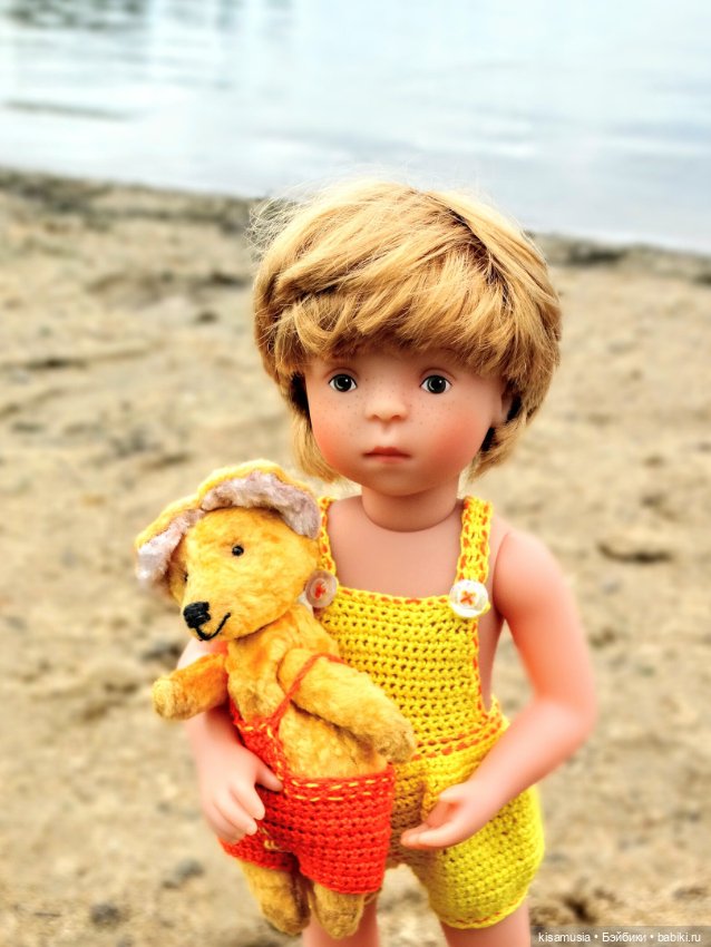 Алёша и лисёнок на пляже — Куклы Kathe Kruse (Кате/Кэте Крузе): фото (фото 3)