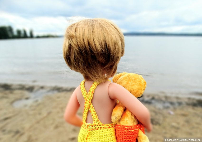 Алёша и лисёнок на пляже — Куклы Kathe Kruse (Кате/Кэте Крузе): фото